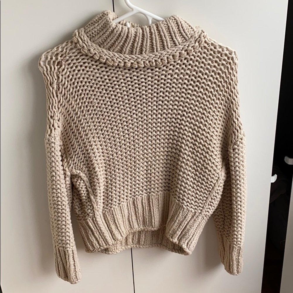 Free People Woven Cable XS Nude Turtleneck worn 2x